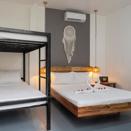 Sip Sunset Hostel And Lounge El Nido Ngoại thất bức ảnh