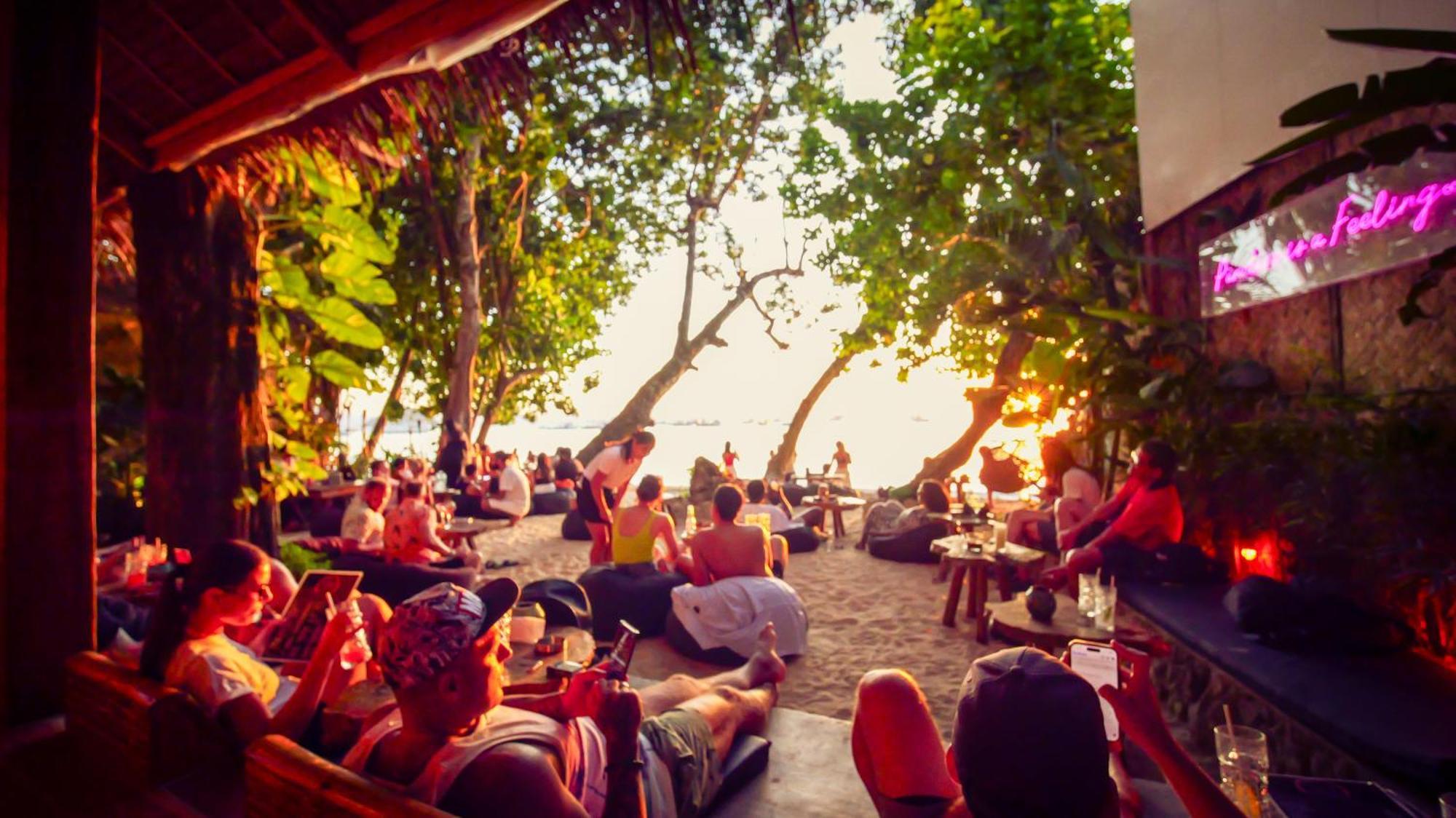 Sip Sunset Hostel And Lounge El Nido Ngoại thất bức ảnh